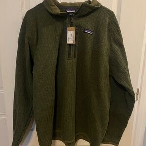 Patagonia NEW WITH TAGS quarter zip size XL